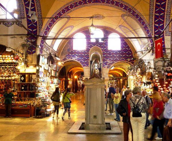 Гранд базар, стамбульский рынок, самым посещаемым местом в мире